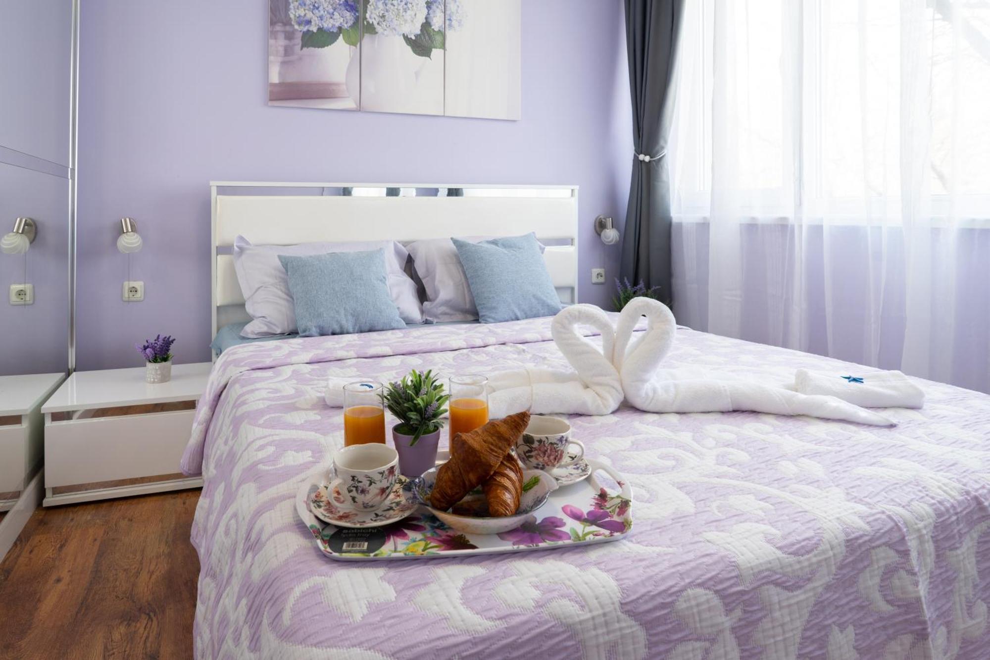 Luxury 2 Bedroom Apartment In Central Varna Extérieur photo